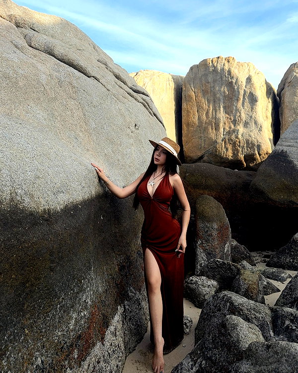lyhythuedoxinh instagram image archive image