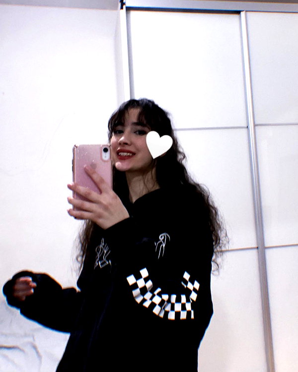 noa2000oooo instagram image archive image