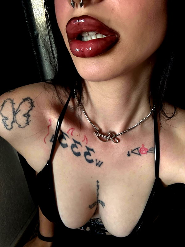 shawtysuzi instagram image archive image
