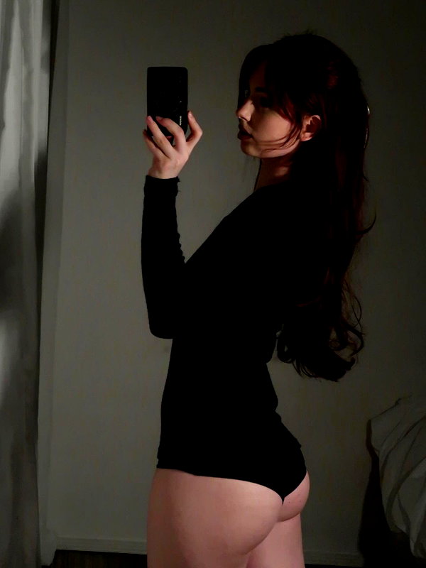 danielledawnnn instagram image archive image