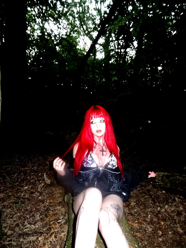 morejulss instagram image archive image
