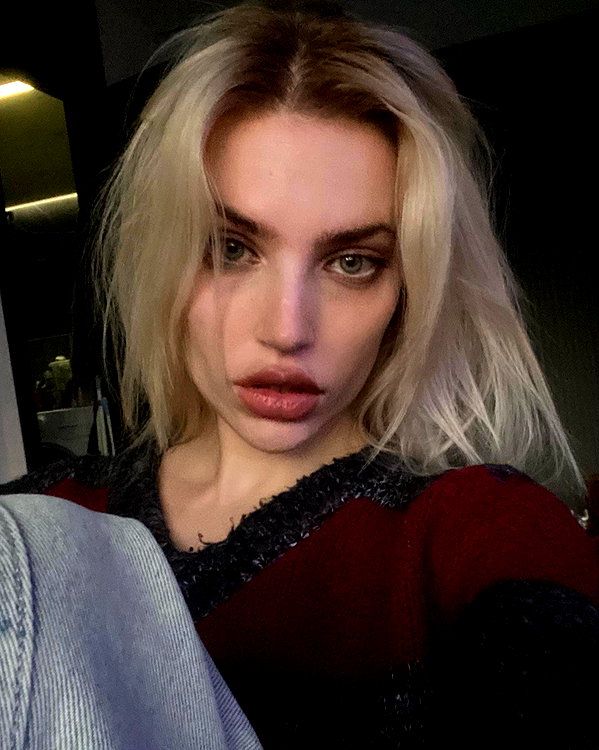 anya4everr instagram image archive image