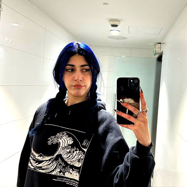 ayash.hila instagram image archive image