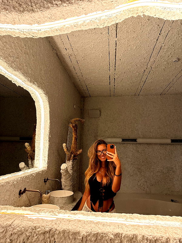 pia__kim instagram image archive image
