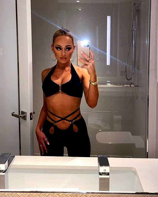 allieauton instagram image archive image