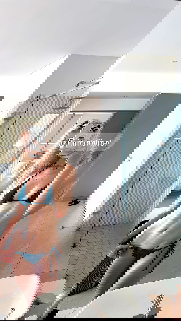 alexandramarianna alexandramarianna archive image