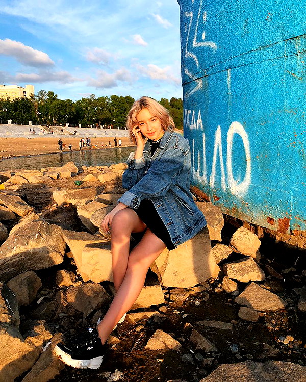 veroni22ka instagram image archive image