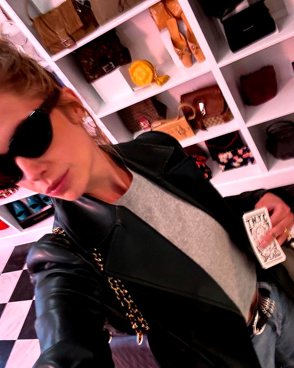 ashleybenson instagram image archive image