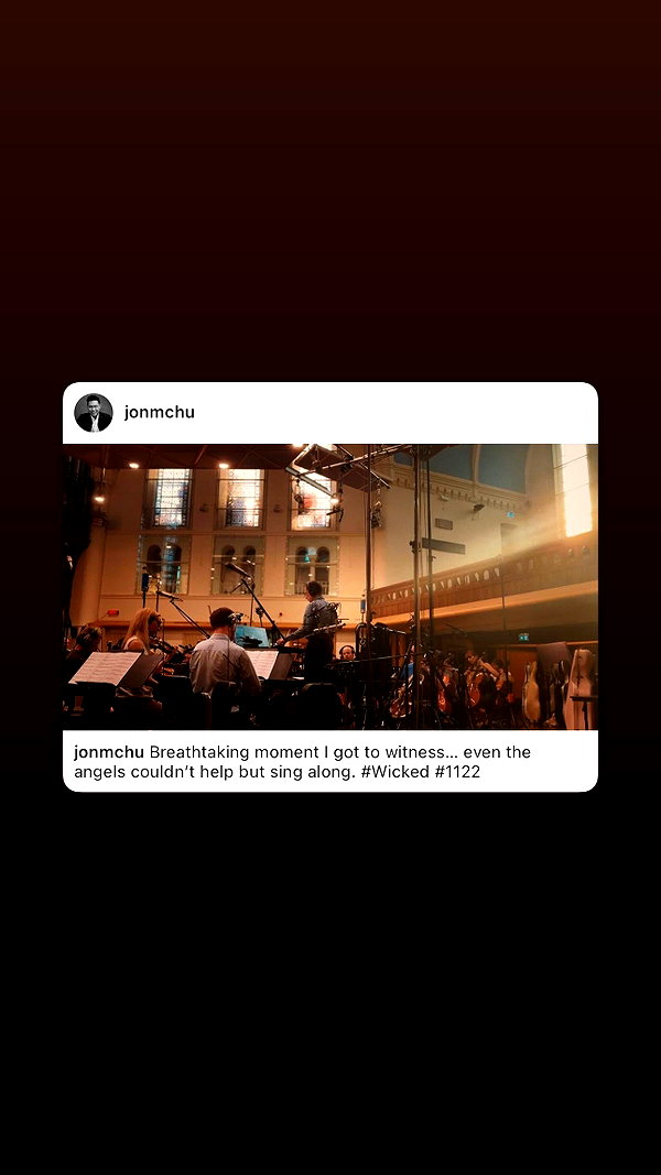 arianagrande instagram image archive image
