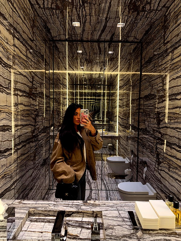 zoeliss instagram image archive image