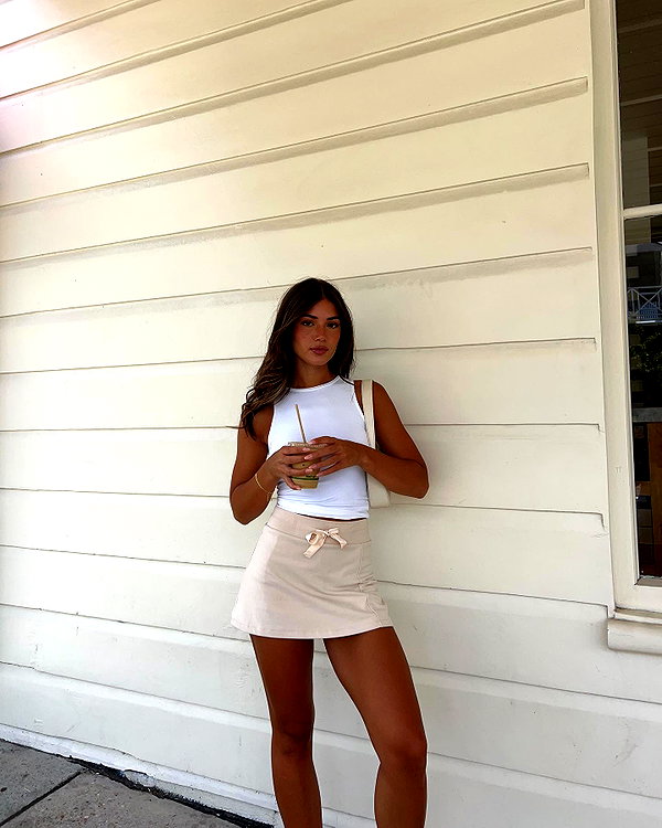dekota_thompson instagram image archive image