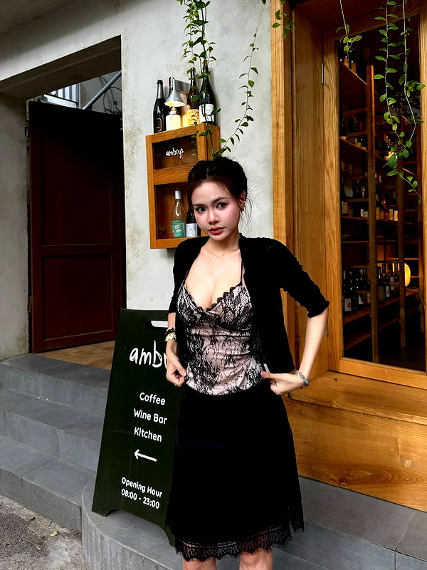 lyhythuedoxinh instagram image archive image
