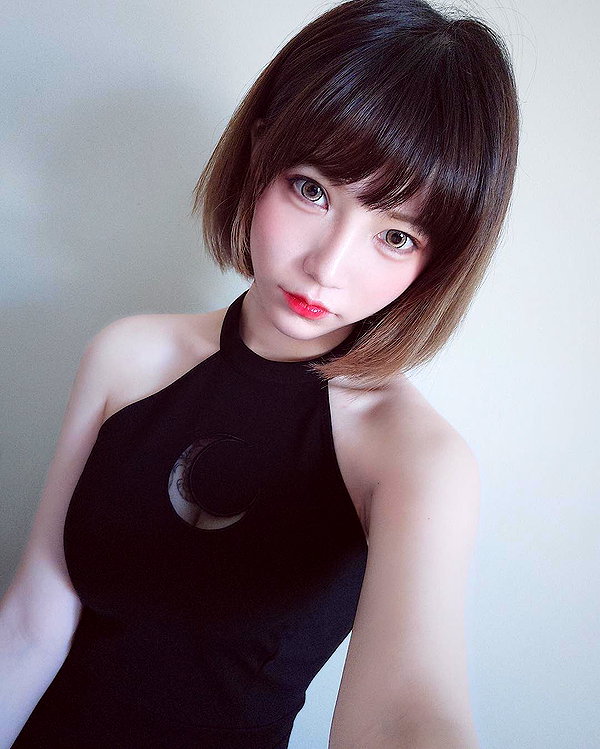 rakukoo instagram image archive image