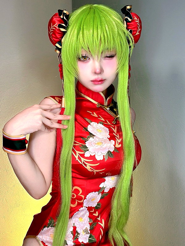 purinn_cos instagram image archive image
