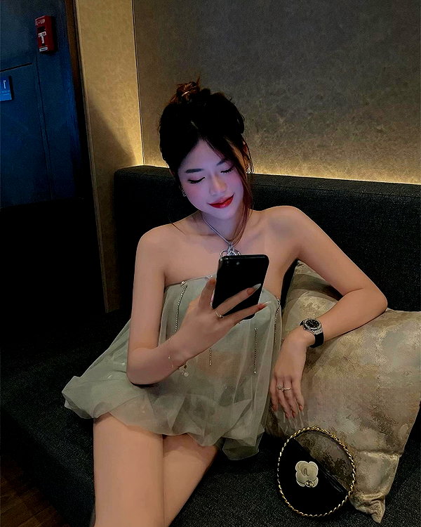 lyhythuedoxinh instagram image archive image