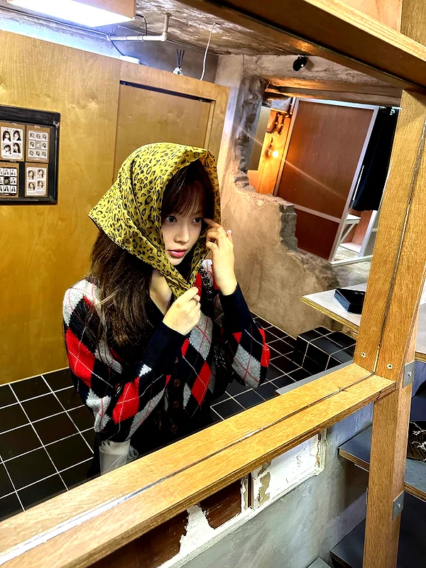 hhh.e_c.v instagram image archive image