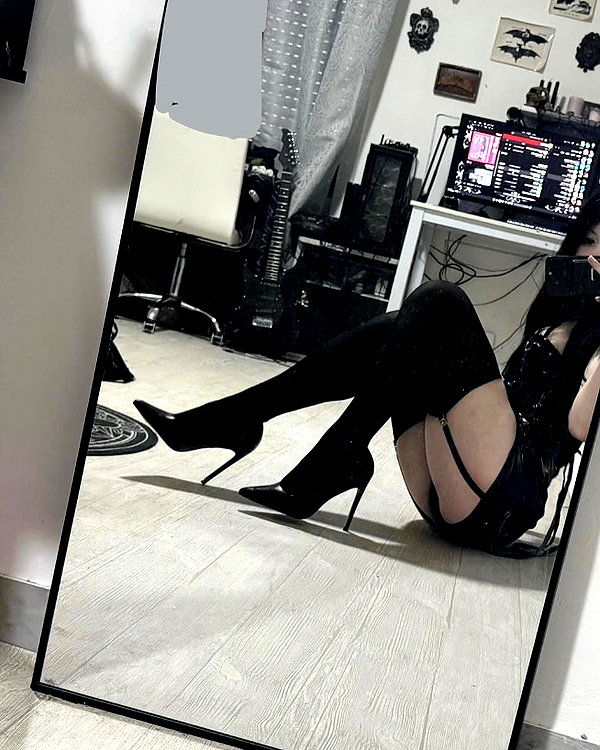 vampiryska instagram image archive image