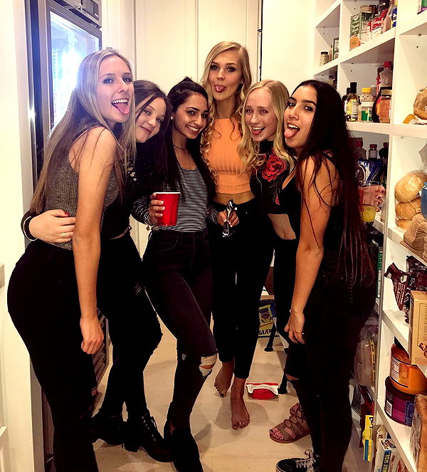allie_dunn instagram image archive image