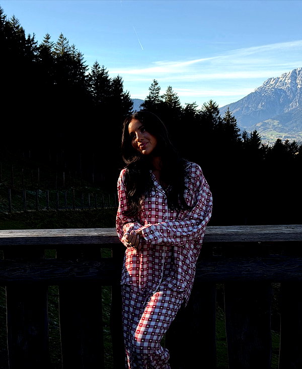 zoeliss instagram image archive image