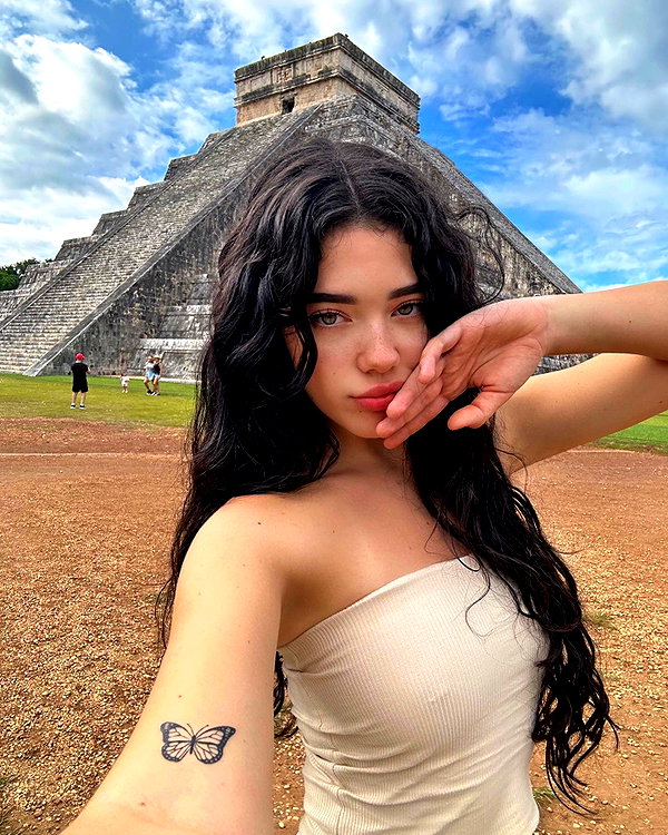 vanessa.rhd instagram image archive image