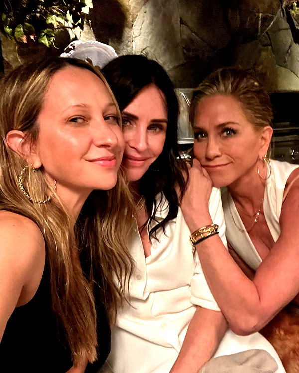 jenniferaniston instagram image archive image