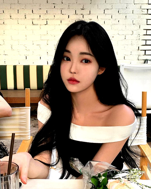 daxbin instagram image archive image