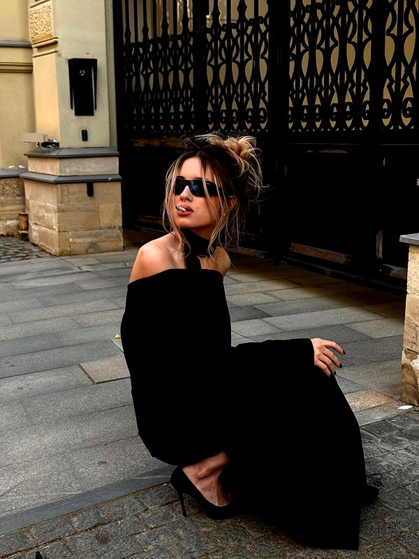 kkwwwv instagram image archive image