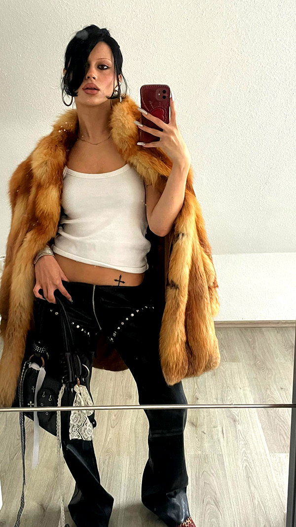 karolinaawasik archive image
