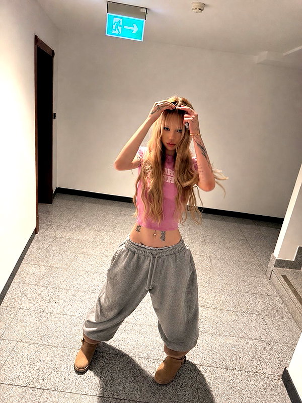 miss3evux instagram image archive image