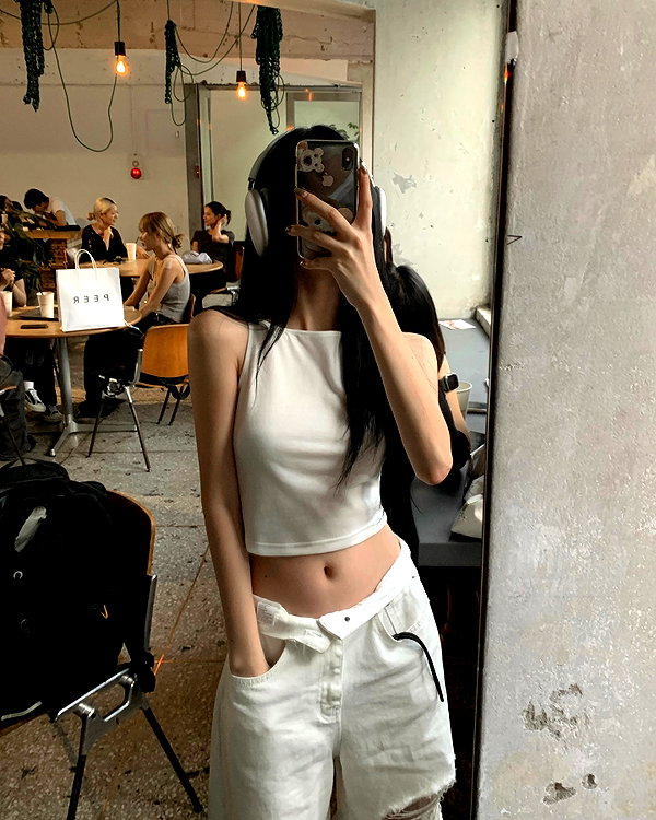 daxbin instagram image archive image