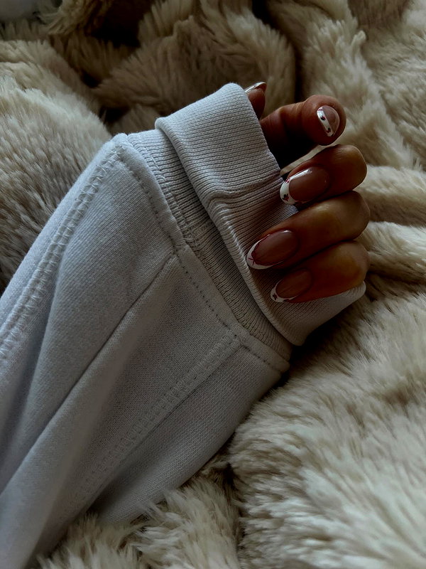 cata.leyah instagram image archive image