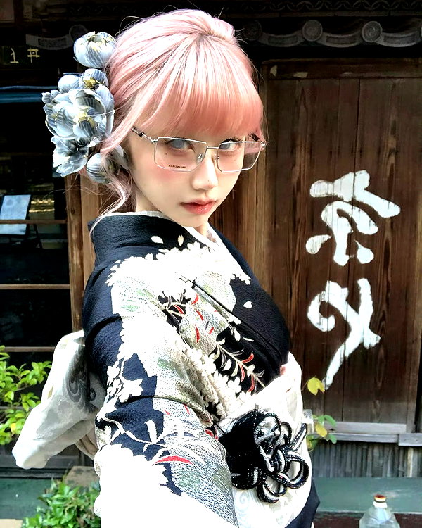 gakioyo instagram image archive image