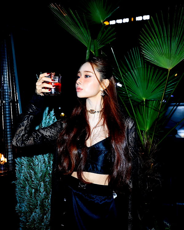 dear.zia instagram image archive image
