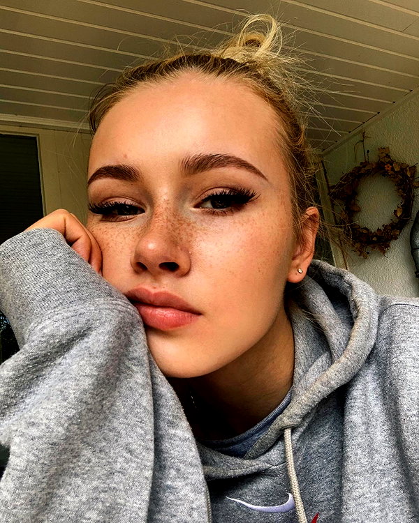 lilih instagram image archive image