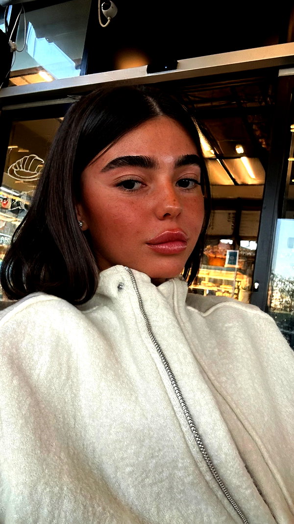 lian_sabag8 instagram image archive image