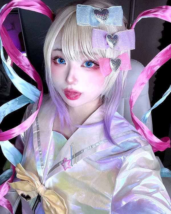 purinn_cos instagram image archive image