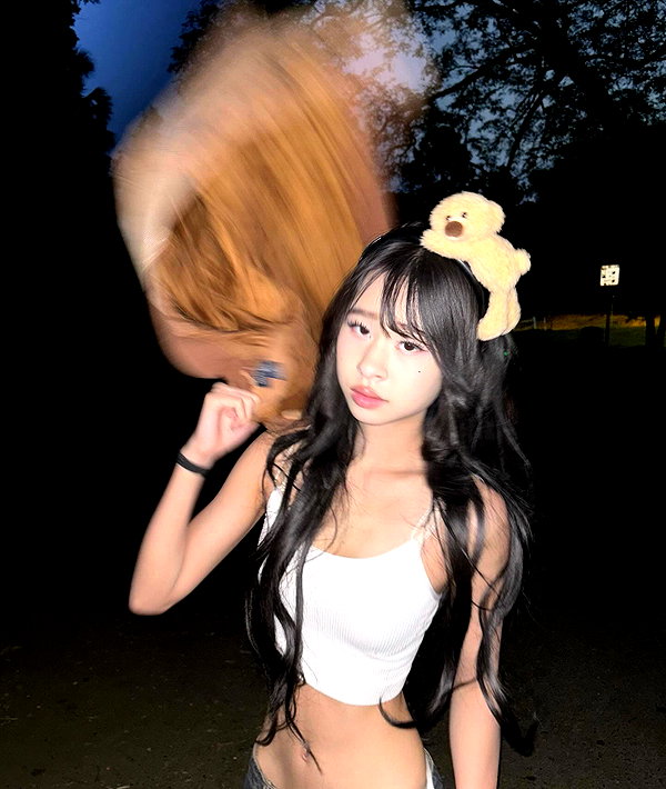 princessamelia_official instagram image archive image