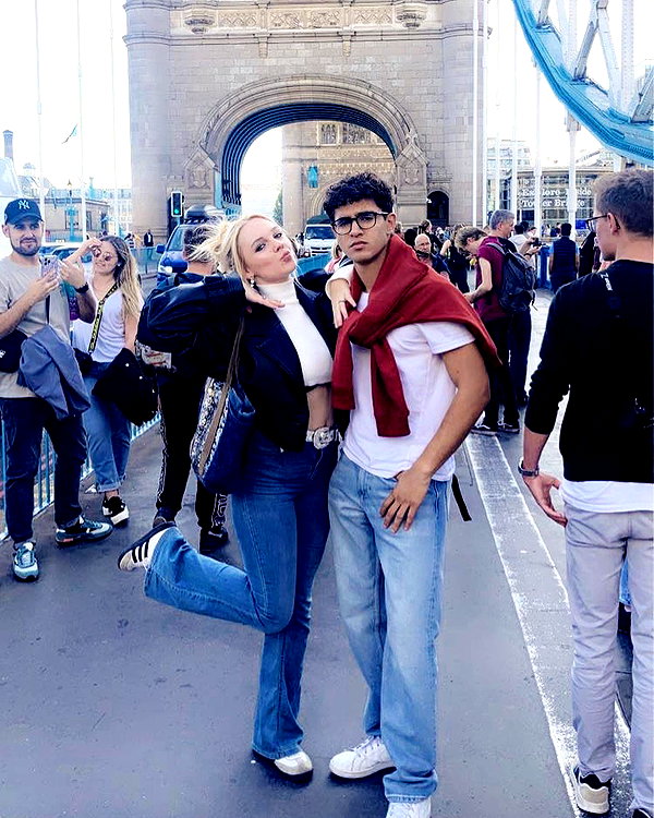 leni.bahr instagram image archive image