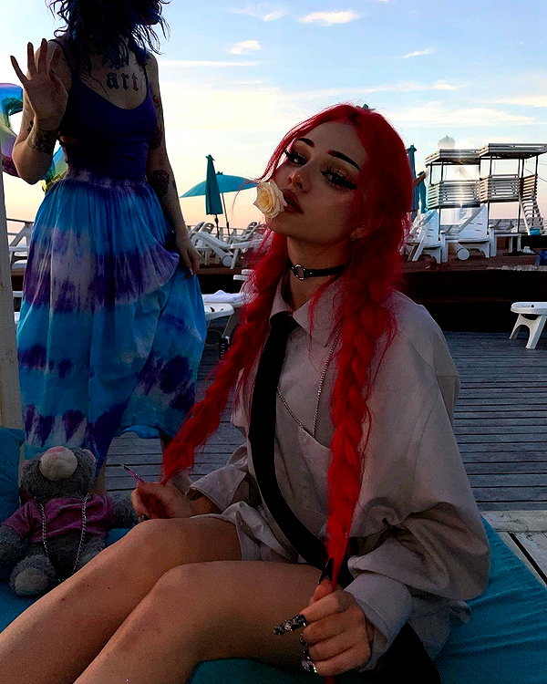 vik4au instagram image archive image