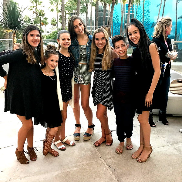 ellianawalmsley instagram image archive image