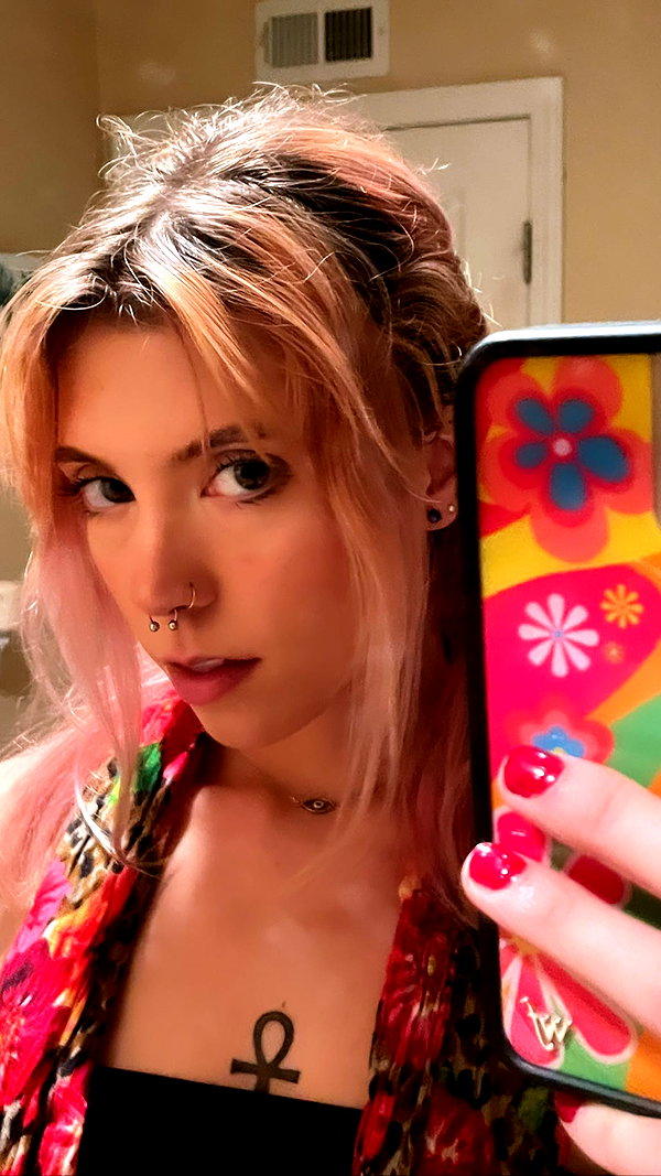 haileylayfield instagram image archive image