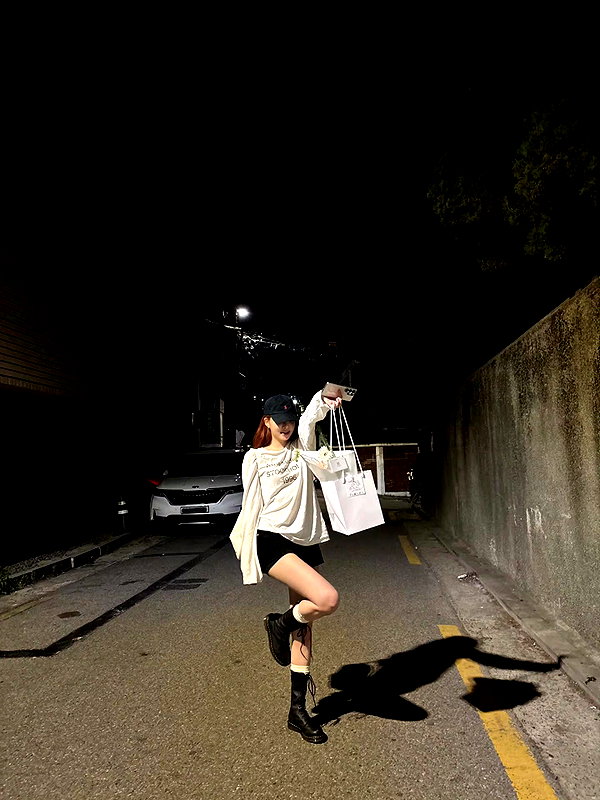 hhh.e_c.v instagram image archive image