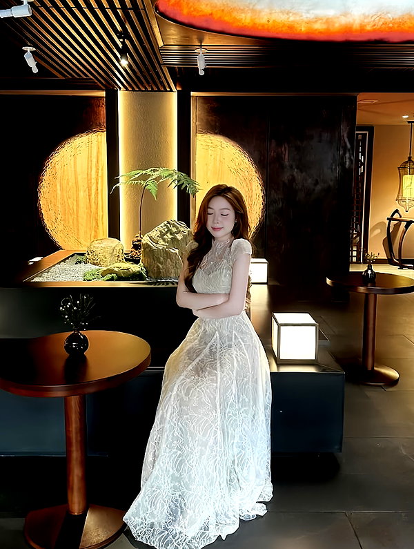 lyhythuedoxinh instagram image archive image