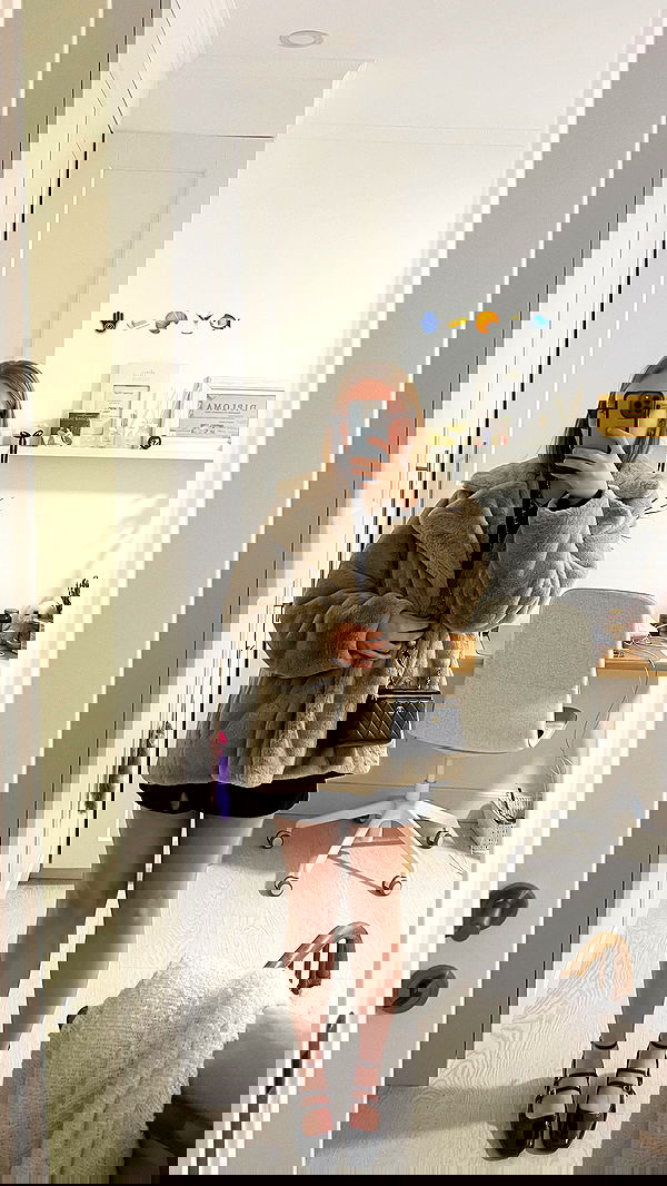 dana_ratushany image ~ Altpins