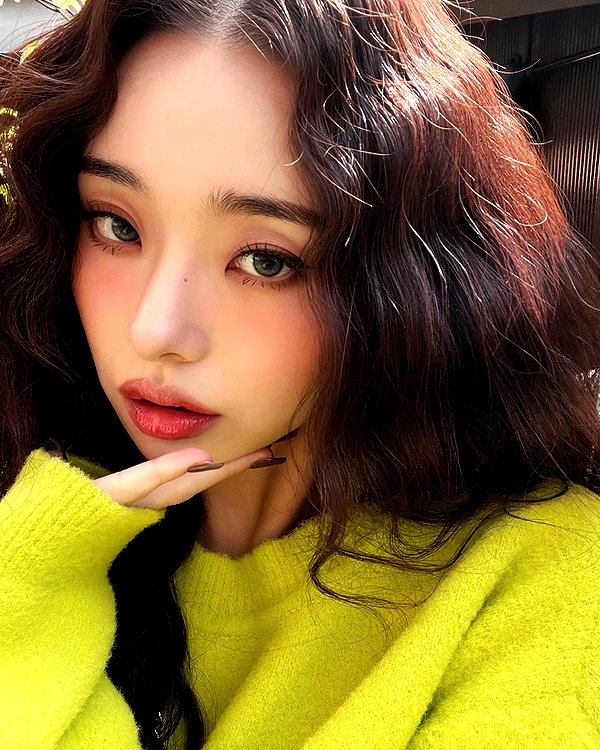 dear.zia instagram image archive image