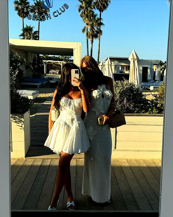 zoeliss instagram image archive image