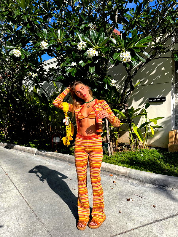 maya.keyy instagram image archive image