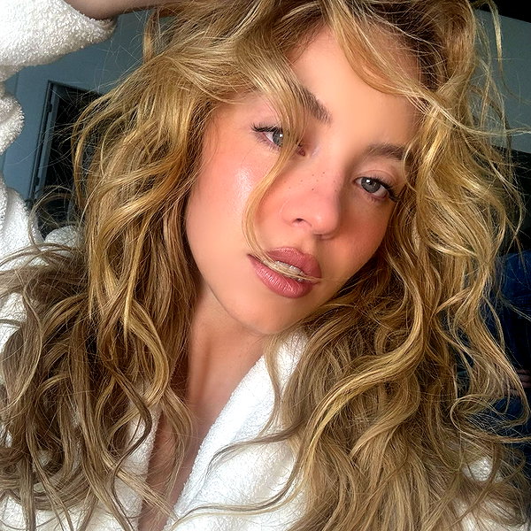 sydney_sweeney instagram image archive image
