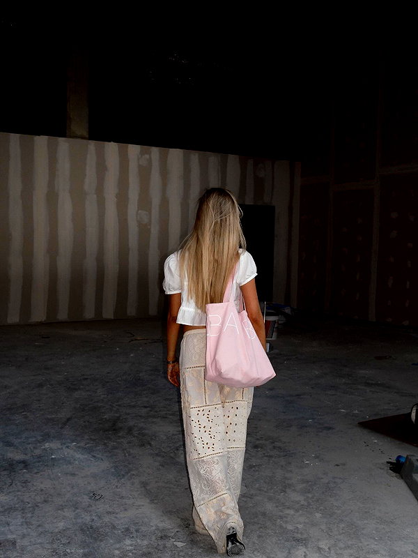 barzomer instagram image archive image