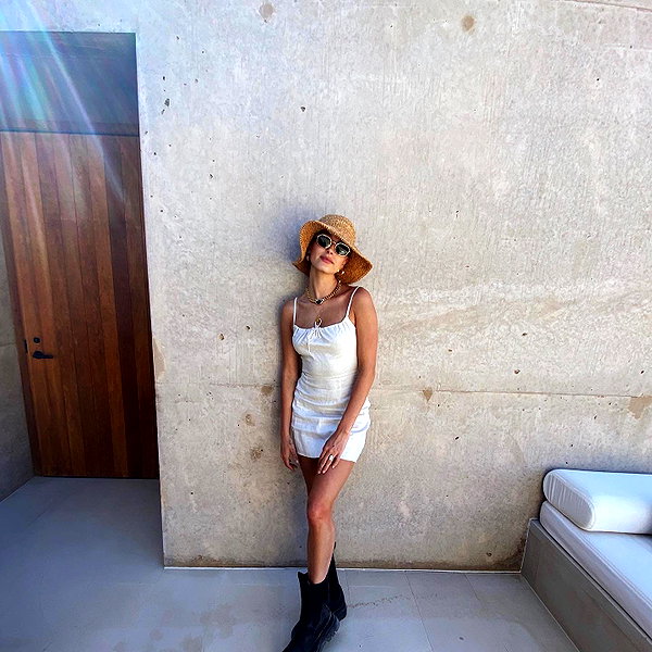 haileybieber instagram image archive image